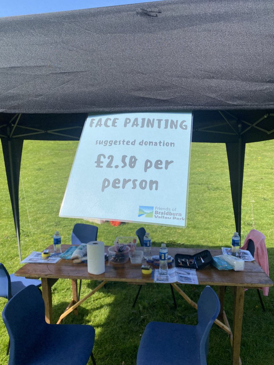 Amazing event in Braidburn Valley Park run by committed local volunteers to keep this green space thriving. (Didn’t get any photos of event in full swing due to being busy face painting every small person in the area. Many unicorns and rainbows 🌈 )