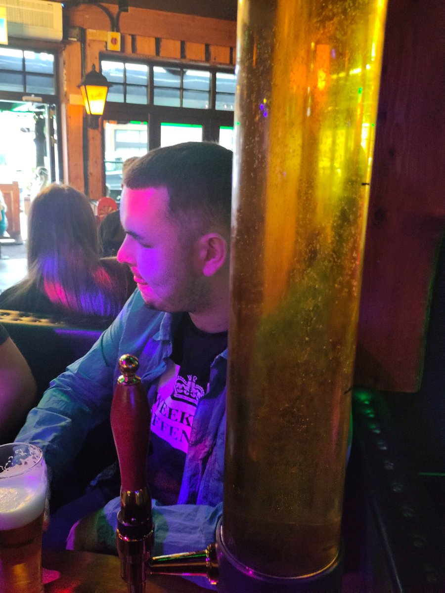 DLeniscran's tweet image. Jobs fucked #tower2