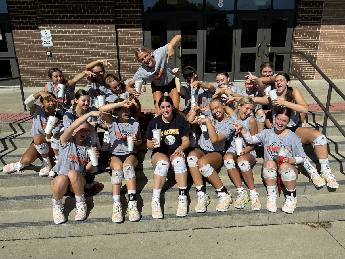 Amy Johnson (@amy_johnson_3) on Twitter photo Celebrated Siena and her commitment to UNCG with tropical smoothie after practice today! Congrats, Si! 🖤🧡<a href="/CLCVB/">CLC Tiger Volleyball</a> <a href="/clcathletics/">CLC Athletics</a> <a href="/UNCGVB/">UNCG Volleyball</a> Celebrated Siena and her commitment to UNCG with tropical smoothie after practice today! Congrats, Si! 🖤🧡<a href="/CLCVB/">CLC Tiger Volleyball</a> <a href="/clcathletics/">CLC Athletics</a> <a href="/UNCGVB/">UNCG Volleyball</a>