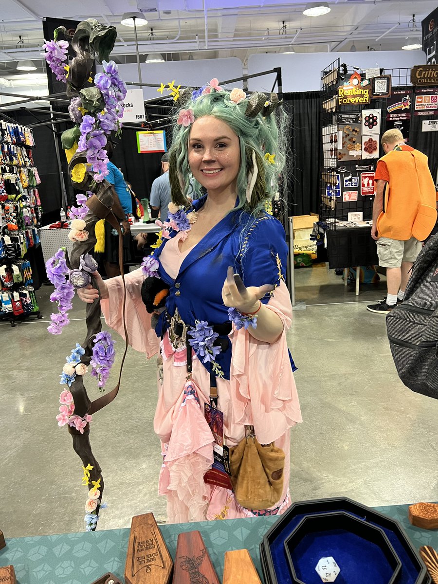 druid_forge's tweet photo. DragonCon day one Cosplay!
#cosplay #druid_forge #conlife #DragonCon2024 https://t.co/wEyWYMHpd8
