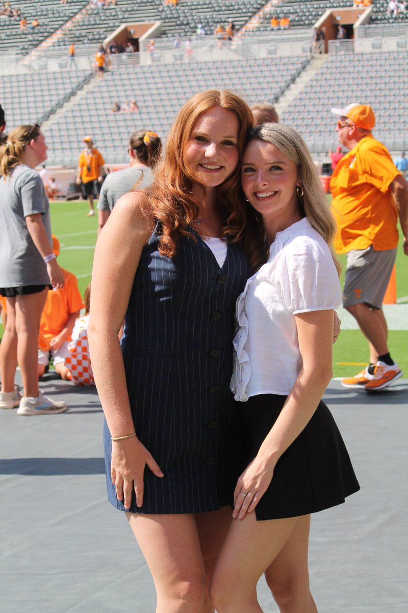 EmCochranetv's tweet photo. When two worlds collide @TUKleincollege
Found a piece of home from today’s UT vs Chattanooga game.
@megdoyletv ❤️ https://t.co/FZo3kLlph5