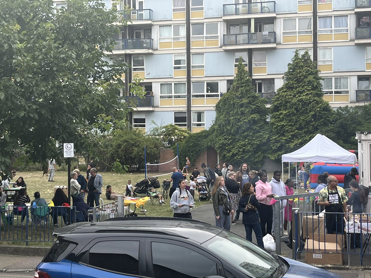 Joe Walker (@joewalkeruk) on Twitter photo Youth organisations like the <a href="/CribYouth/">The Crib</a> on the #DeBeauvoir estate are a vital lifeline for the community & to ensure our young people feel supported, engaged with & listened to.
Great to be at their annual end of summer party this afternoon. <a href="/janettecollins/">The Crib Janette Collins MBE.</a> <a href="/JasziieeM/">Jasmine Martins</a> ✊🏼✊🏽✊🏾 Youth organisations like the <a href="/CribYouth/">The Crib</a> on the #DeBeauvoir estate are a vital lifeline for the community & to ensure our young people feel supported, engaged with & listened to.
Great to be at their annual end of summer party this afternoon. <a href="/janettecollins/">The Crib Janette Collins MBE.</a> <a href="/JasziieeM/">Jasmine Martins</a> ✊🏼✊🏽✊🏾