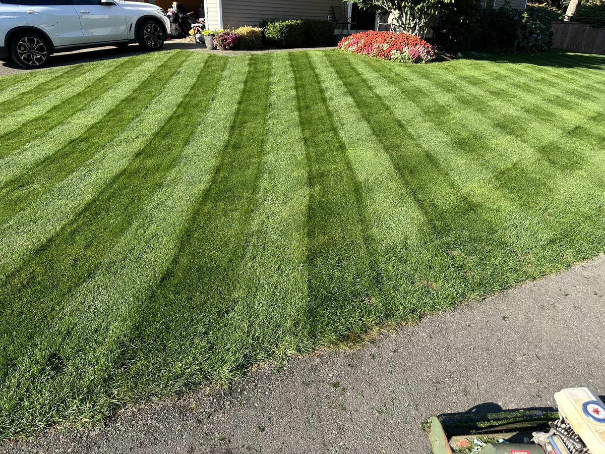 Hope everyone have safe Labor Day Weekend. Enjoy the football. #reellove