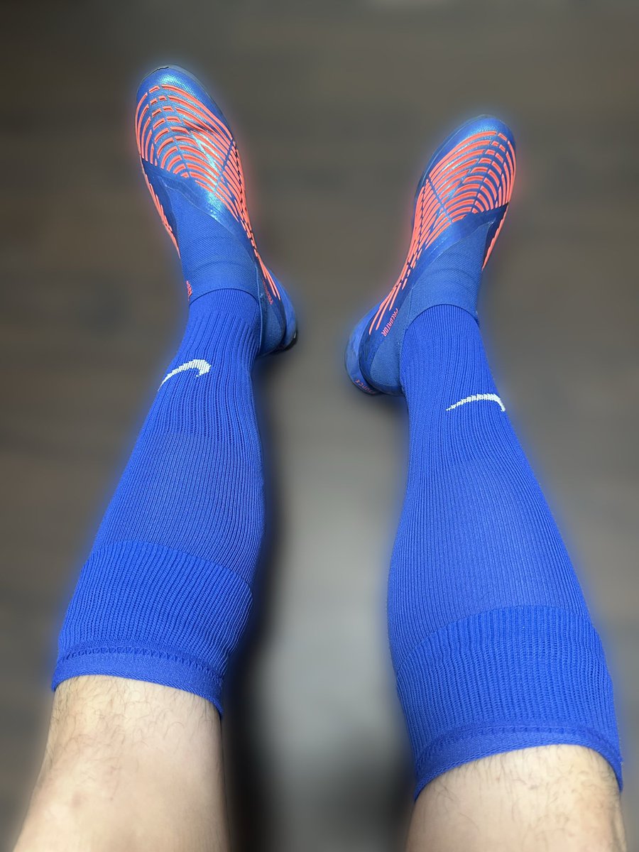 양말색과 신발색 깔맞춤 ㅋㅋ