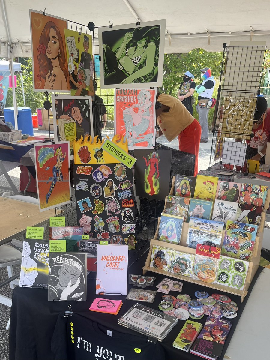 bizarropizarro_'s tweet photo. I’m here at @qtz_fest from 11-5 at table 12! https://t.co/CtVwOrzAcC
