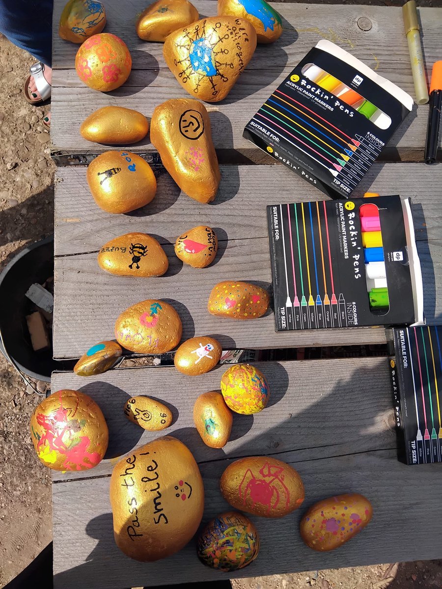 We had fun at our allotment painting the gold stones for <a href="/PassTheSmileOrg/">Pass The Smile For Ben🎗🌻🐋</a> Thank you for inviting us to do this.