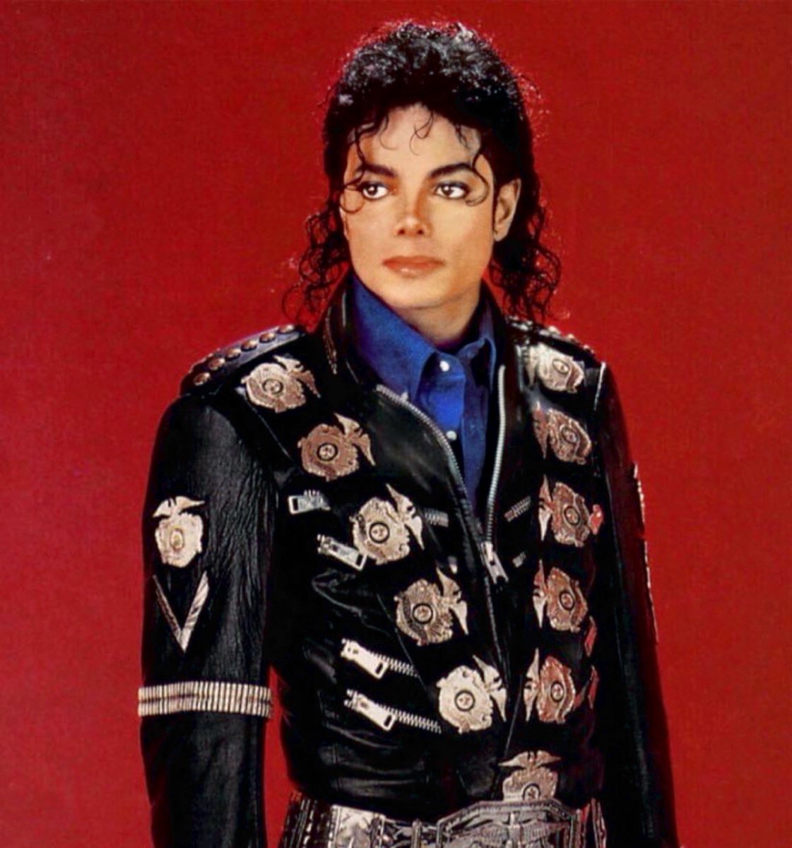 AccessMJ's tweet image. 37 years ago, Michael Jackson released his iconic “BAD” album.
The Diamond-certified project sold over 35 Million pure copies worldwide, spawned the most #1 hits for any album in history and is credited for influencing popular music and visual artistry in a multitude of ways.