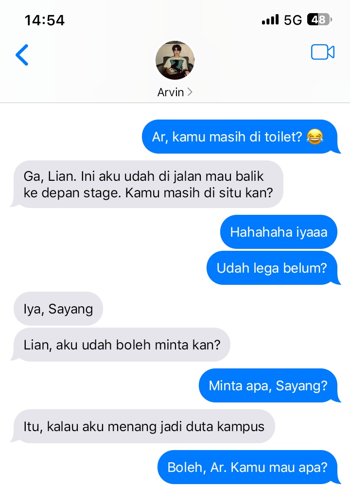jaesweats's tweet photo. JAEYONG SHORT AU

❝Arvin yang introvert itu harus berkelahi dengan kontes pemilihan duta kampus❞

— TWENTY UNIVERSE https://t.co/tFZziQSit6