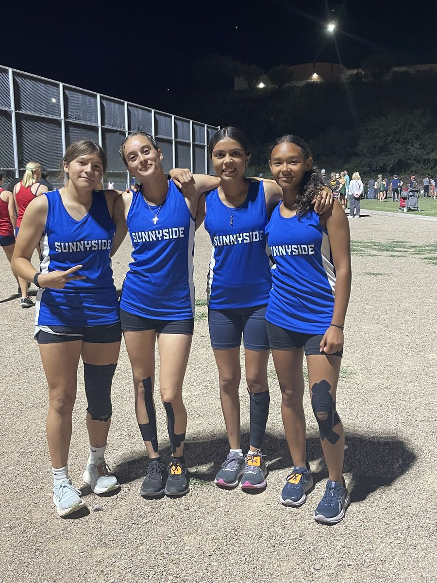 Sunnyside_Track's tweet photo. Congratulations to these four young ladies who recorded a personal best at last nights varsity race in Rio Rico. #State #DistanceDevils @SHSDevilSports @bdn28 https://t.co/yY5WNYlY72