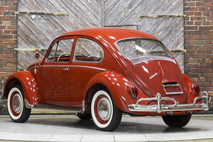 Suka Mobil Tua tweet media