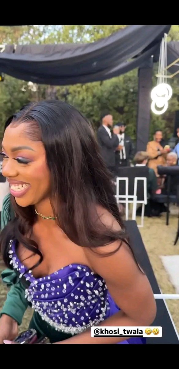 NikiweNgcobo's tweet image. Mother❤️❤️❤️ Selimathunzi is coming back nisazombona nje kutv ubabe wami

Please sms : KHOSI TWALA SEBENZA to 31562

AFRICA FOR KHOSI TWALA
WEEKEND WITH KHOSI TWALA
#KhosiTwala 
#VoteKhosiTwala