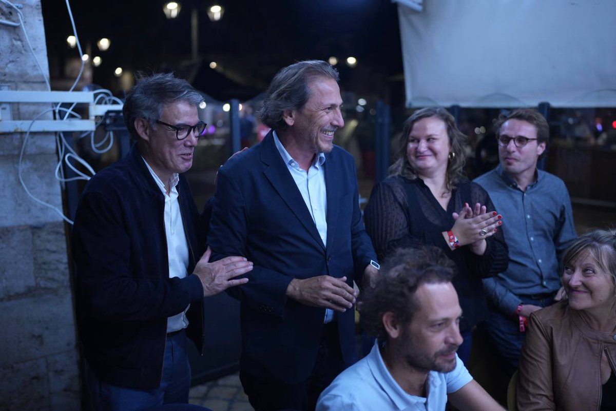 Nastassja Naguszewski tweet media