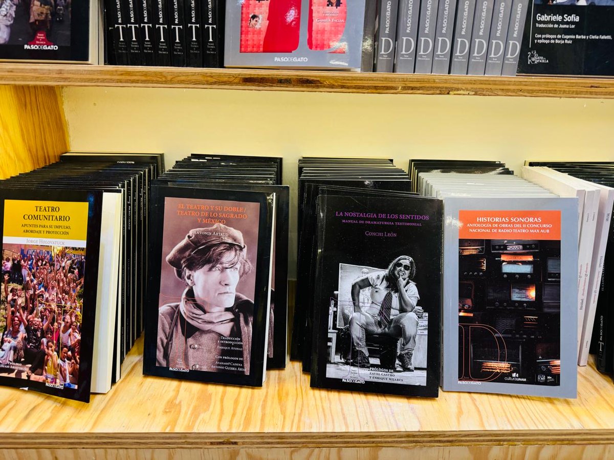 Teatro UNAM tweet media