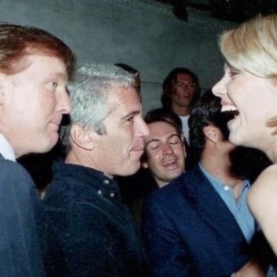 BREAKING: New photo of Trump with Jeffrey Epstein released

Trump insiders told us. "Trump has been trying to ban this Photo from Google."