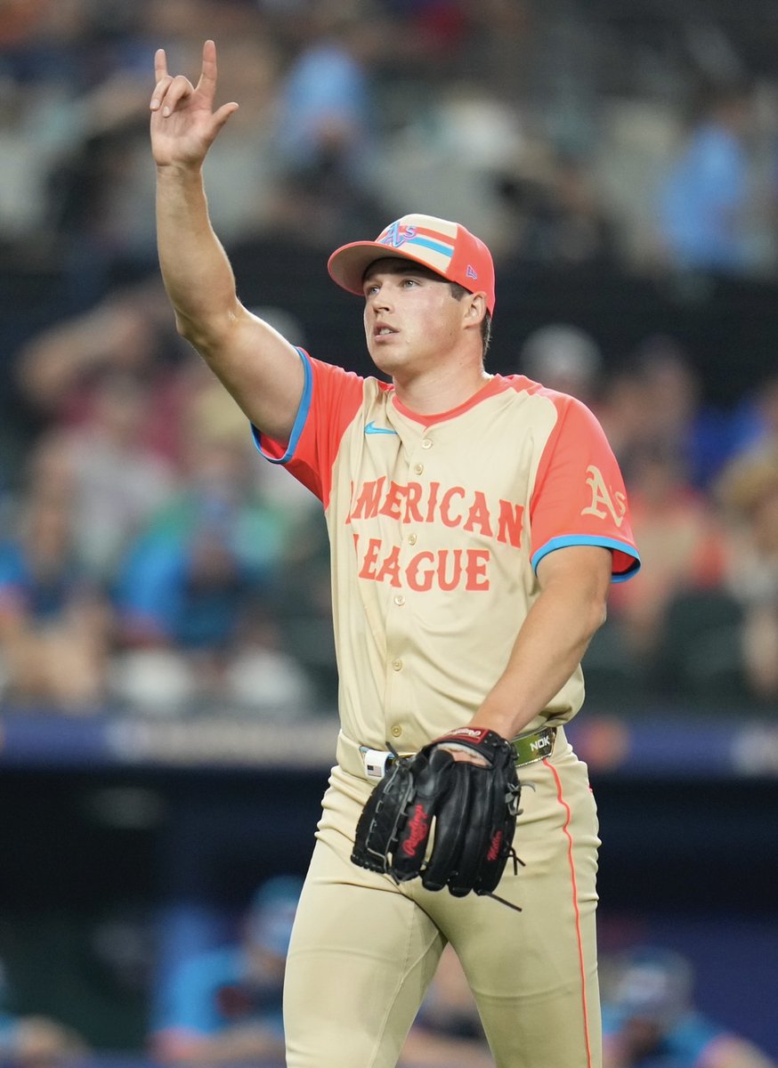 The Best MLB players who Played D3: 🧵

1. Mason Miller