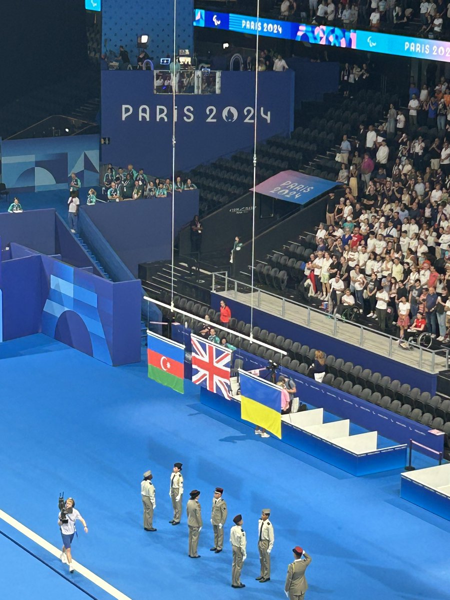 3 golds, a silver, a bronze, 2 x world records and a Paralympic record all in 40 minutes! Some night for <a href="/Aquatics_GB/">Aquatics GB</a>