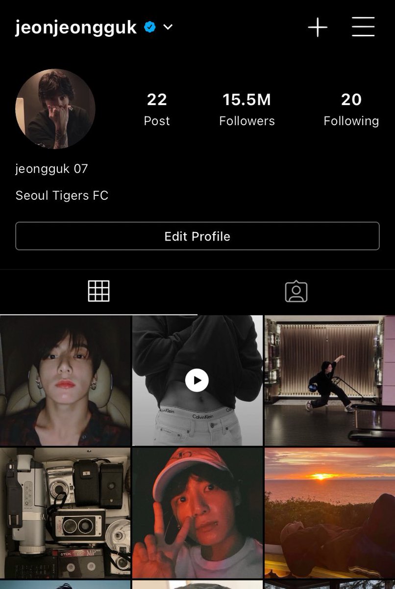 herzensache's tweet photo. reputation taekook instagram update 💗✨

(long thread ahead bc they’ve both discovered the beauty of photo dumps 😭) https://t.co/ubd7ubN7vR