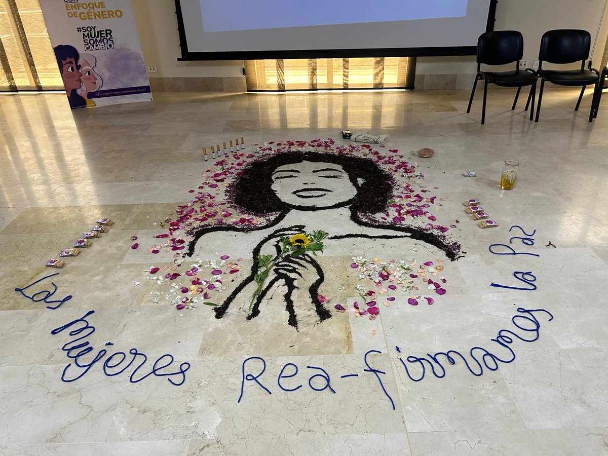 #FelizSábado En el marco del proyecto de Acciones Comunitarias con Enfoque de Género, #Mujeres💜 #FirmantesDePaz🕊️ de las comunidades de Huila, Tolima, Cauca, Antioquia Bolívar y Meta se reúnen en el intercambio de experiencias en Medellín.