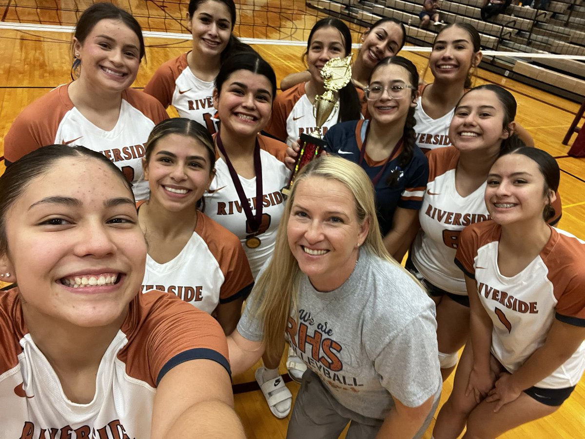 Our <a href="/RiversideVB1/">Riverside Volleyball</a> fought hard and secured 3rd place in the Gadsden Tournament! 🥉 Their skills, teamwork, and determination were on full display. 🏐 So proud of this incredible group of young ladies. 🤠🧡💙 #Riverside4ever