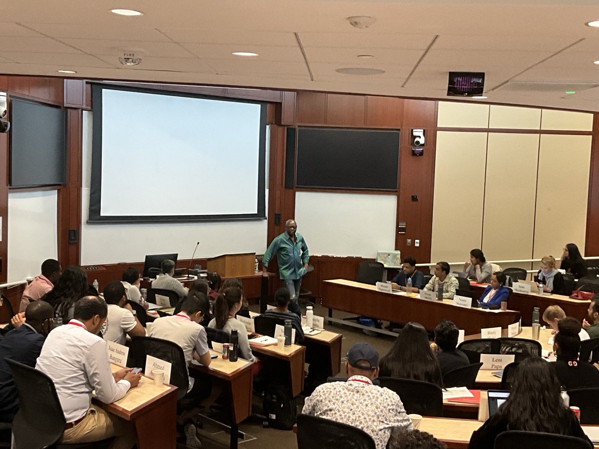 Célestin Monga tweet media