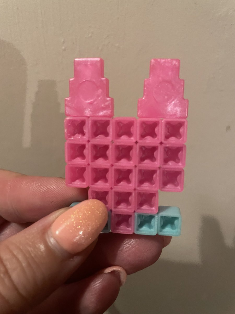 k80smith's tweet photo. @TheLastLeg #Hans my daughter made this pixo bit and when we turn around… Hans! https://t.co/celoQN9Iqn