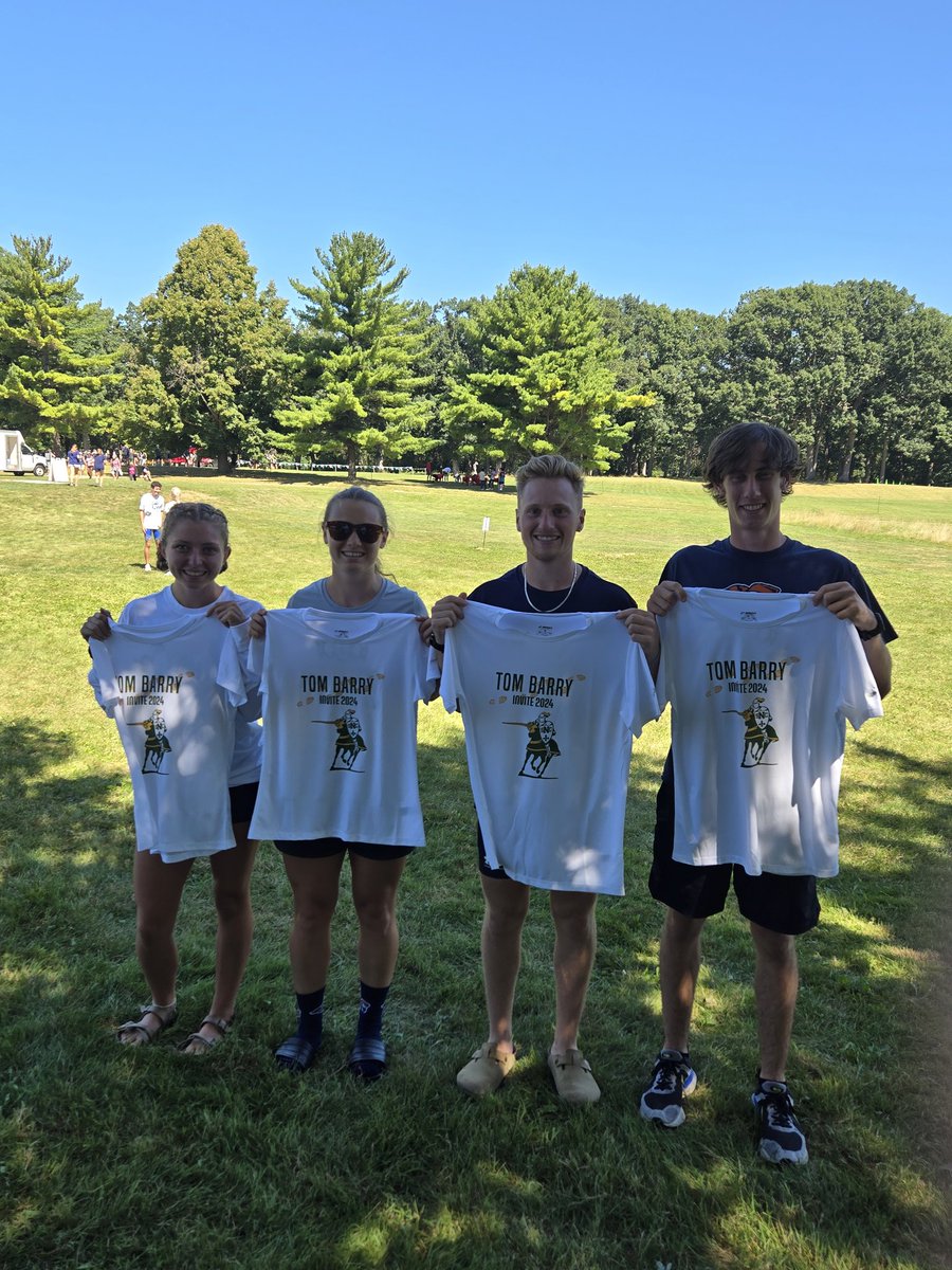 PiosXC's tweet image. 🔸️🔹️Meet Day Recap🔹️🔸️ 

First meet of the season ✅️ 

We raced at in Green Bay today at the Tom Barry Invitational. Women's team took 5th. Men's team took 6th. 

Top 20 Finishers
Rebekah Bubolz - 12th
Keagan Knue - 13th
Charlie Quast - 12th
Ethan Weber - 15th 

(1/2)