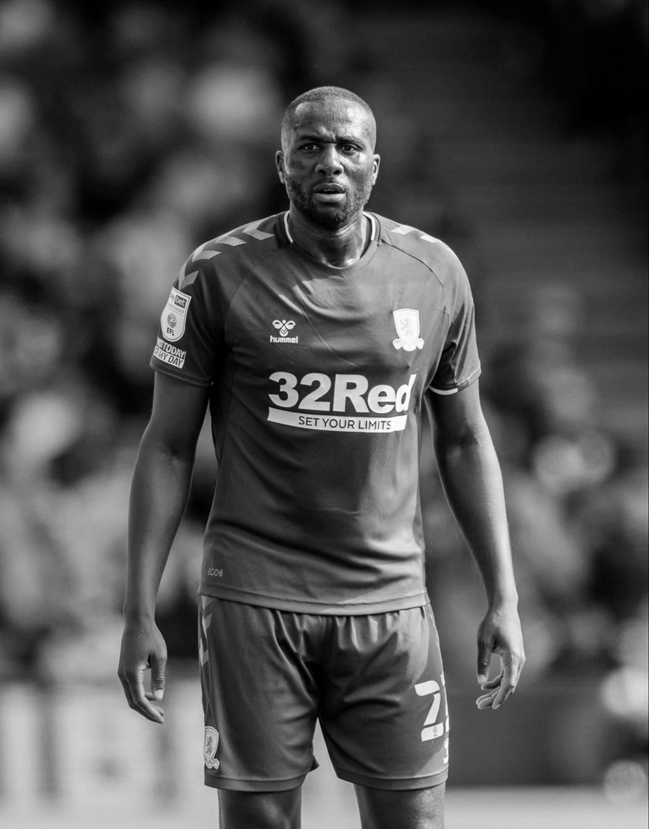 lnstantFoot's tweet photo. Terrible nouvelle. 💔

Sol Bamba, coach d'Adanaspor, ancien international ivoirien passé par de nombreux clubs en Premier League, est décédé d'un cancer du système lymphatique à l'âge de 39 ans cette nuit. 🕊️🇨🇮

Toutes nos condoléances, paix à son âme. 😢🤍 https://t.co/FJEJ469Zob