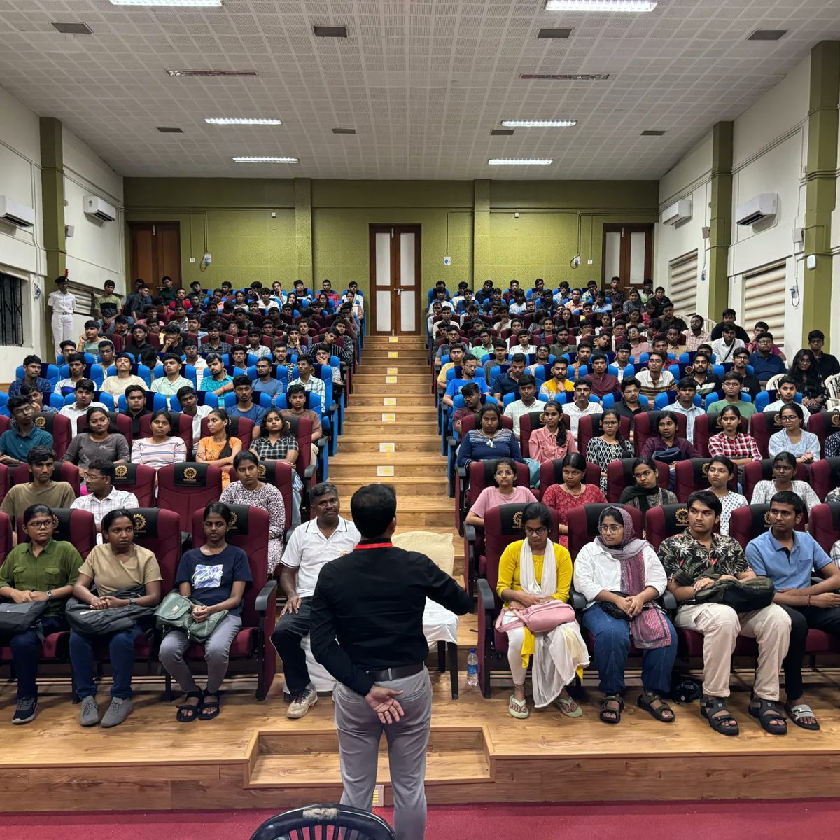 NCCNITC's tweet photo. Glimpses of Orientation Session about Naval NCC, NITC held at Bhaskara Hall, NIT Calicut on 29th Aug 2024 at 1830hrs. Over 180+ enthusiastic students attended the session with excitement.

ANO, S/Lt. Dr. Chandra Shekhar Bestha and CTO, Dr. Basil Kuriechen addressed the students! https://t.co/VbnGbYLJfJ