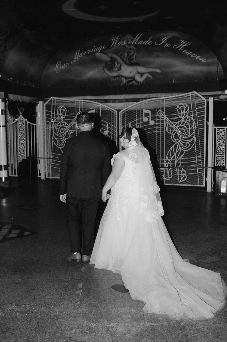 bearsubzero's tweet photo. our wedding photos turned out amazing https://t.co/QTyEikrwDS