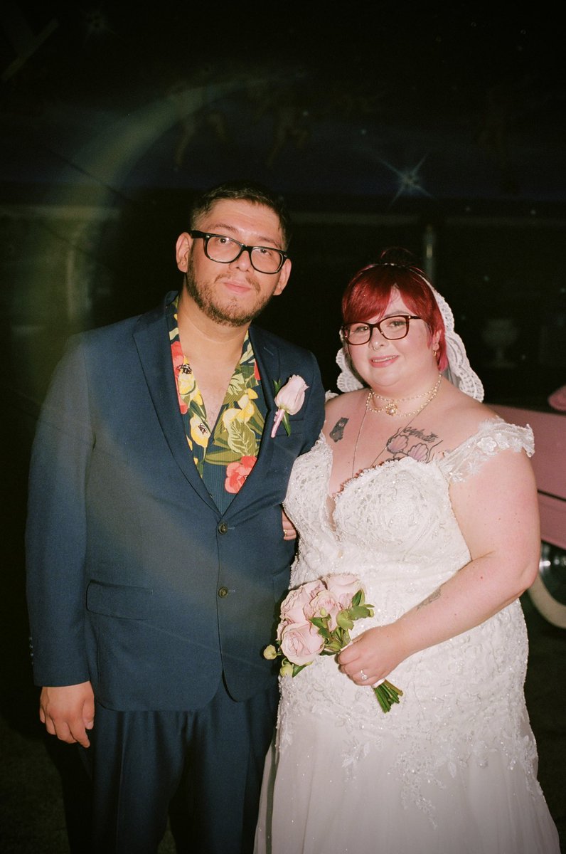 bearsubzero's tweet photo. our wedding photos turned out amazing https://t.co/QTyEikrwDS