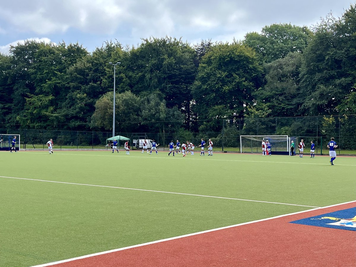 StuartEmms's tweet image. Great to get @wottonhockey m1 season underway. Thanks @OldBristolianHC for having us.

Sheepskin ‘gaffer’ coat not required…yet! 😉☀️🏑