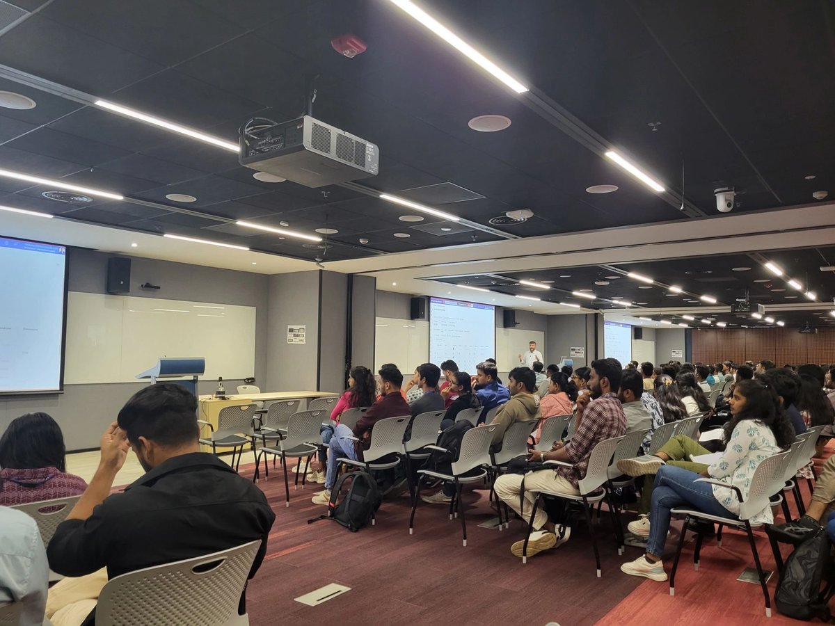 adityakanoi123's tweet photo. Amazing Day @Microsoft Office , Banglore !! Thanks to @blakhani for Hosting such events. Enjoyed the Sessions from @shilpikm and @pinaldave , Looking forward for more such interactions.

#AzSQLBanglore #AzSQLBangUG #AzureSQL #SQLServer https://t.co/Sv5MF9Qcyt