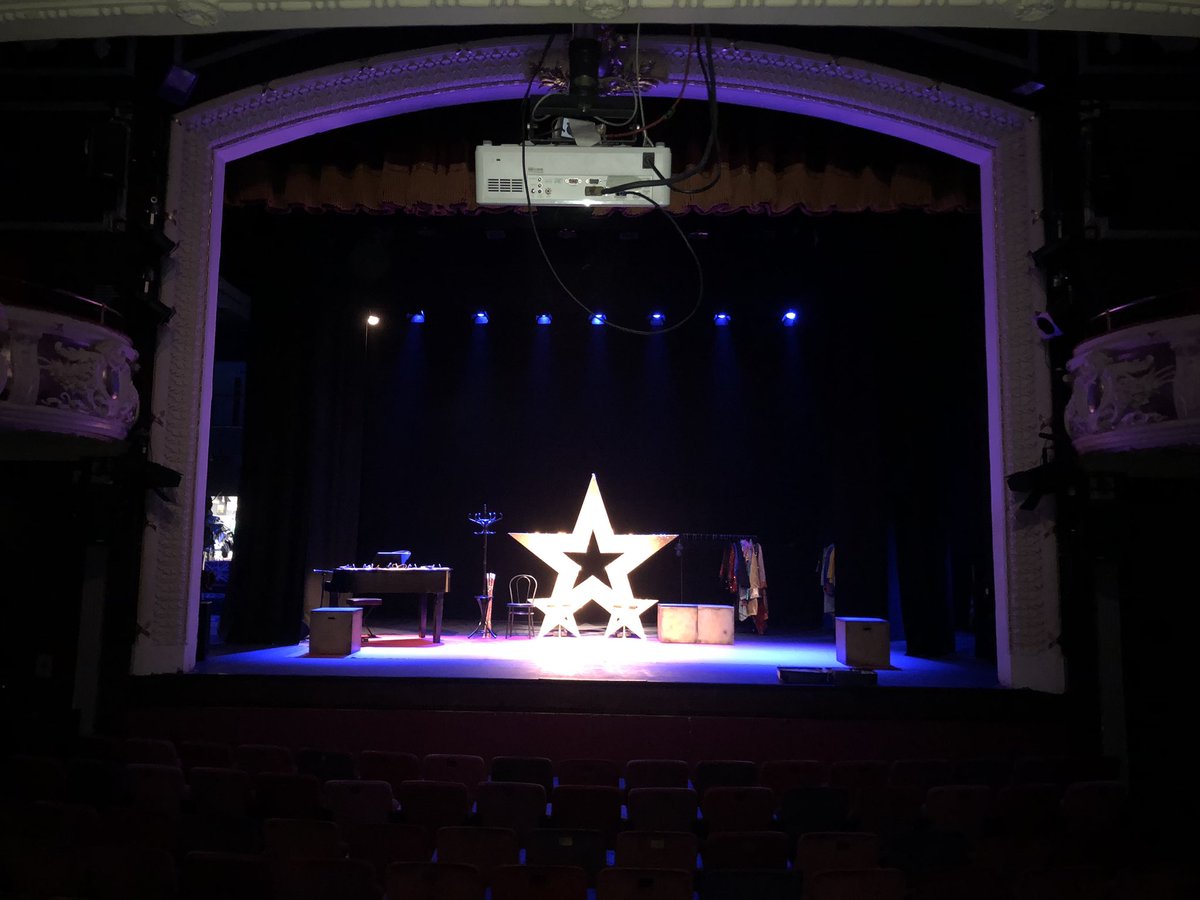 I Wish My Life Were Like A Musical tweet media