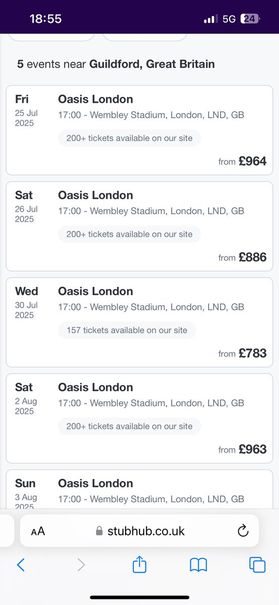 MrsCandiceRobin's tweet photo. @oasis Such a kick in the teeth for real fans waiting 8 hours trying to get tickets https://t.co/cuJFCJYSOc