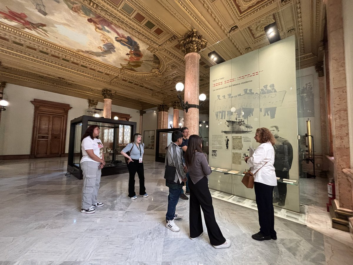 museotelegrafo's tweet photo. ¡Comenzó el #CircuitodeMuseos! 🤩🥳 Iniciamos la ruta 2 en el Museo del Telégrafo. 🤓

#MuseoTelégrafo
#EntradaLibre
#FINABIEN https://t.co/1ovDU0X7tZ