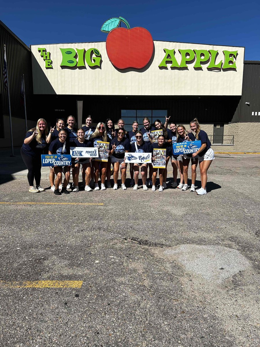 Here Comes  your Loper Softball Team! 

Thank you <a href="/bigapplefuncntr/">Big Apple Fun Center</a> for your support and providing us team entertainment!

#poweroftheherd <a href="/UNKearney/">University of Nebraska at Kearney</a> <a href="/UNK_Athletics/">UNK Athletics</a>