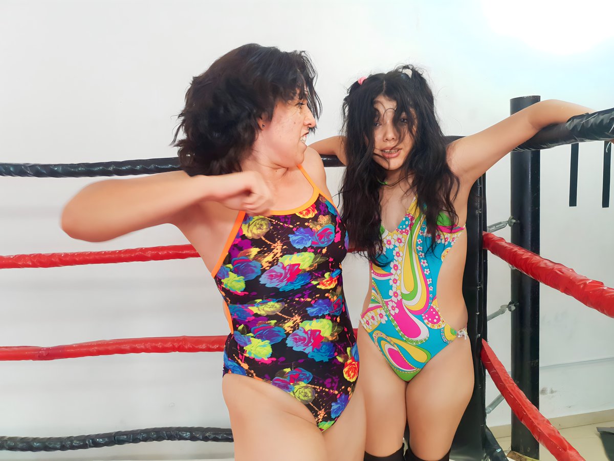 jadegarzaclf's tweet photo. Jade mercilessly punishes Euphoria in the corner 💥 The veteran showcases her experience, controlling every move. Can Euphoria turn the tables? #FemaleWrestling #Wrestling #RingPower
https://t.co/J8PDptQkwR https://t.co/8kHURknZDa