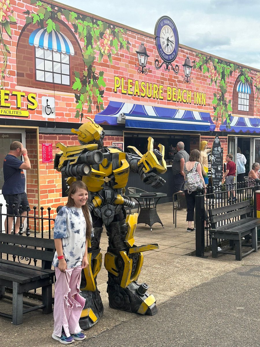 Great Yarmouth Pleasure Beach tweet media