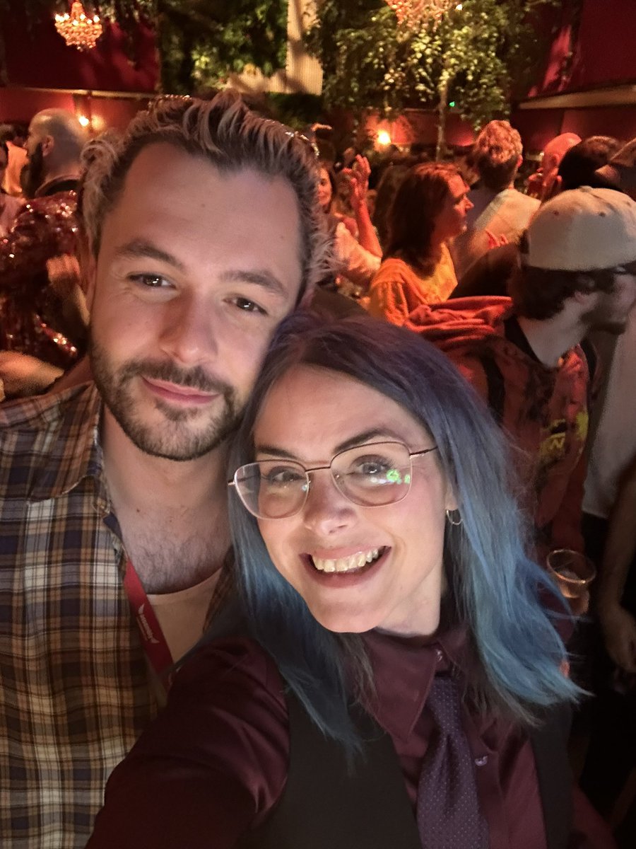 Memories from the Closing Night of “NeuroChatter” #EdinburghFestivalFringe 2024 Fri 23rd Aug

1) meeting the kind soul <a href="/ActuallyNPH/">Neil Patrick Harris</a> 
2) talking &amp; thanking the beautiful <a href="/alokvmenon/">ALOK</a> 
3) not keeping cool around Dylan Mulvaney &amp; Kit Connor  
4) hanging with the wicked Jordan Tweedle