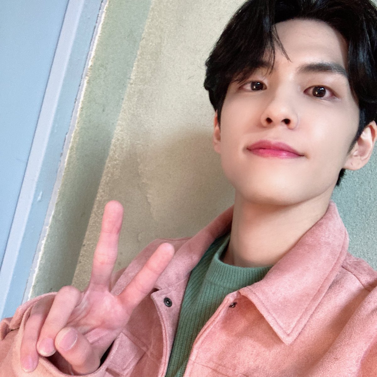 마치 tweet media