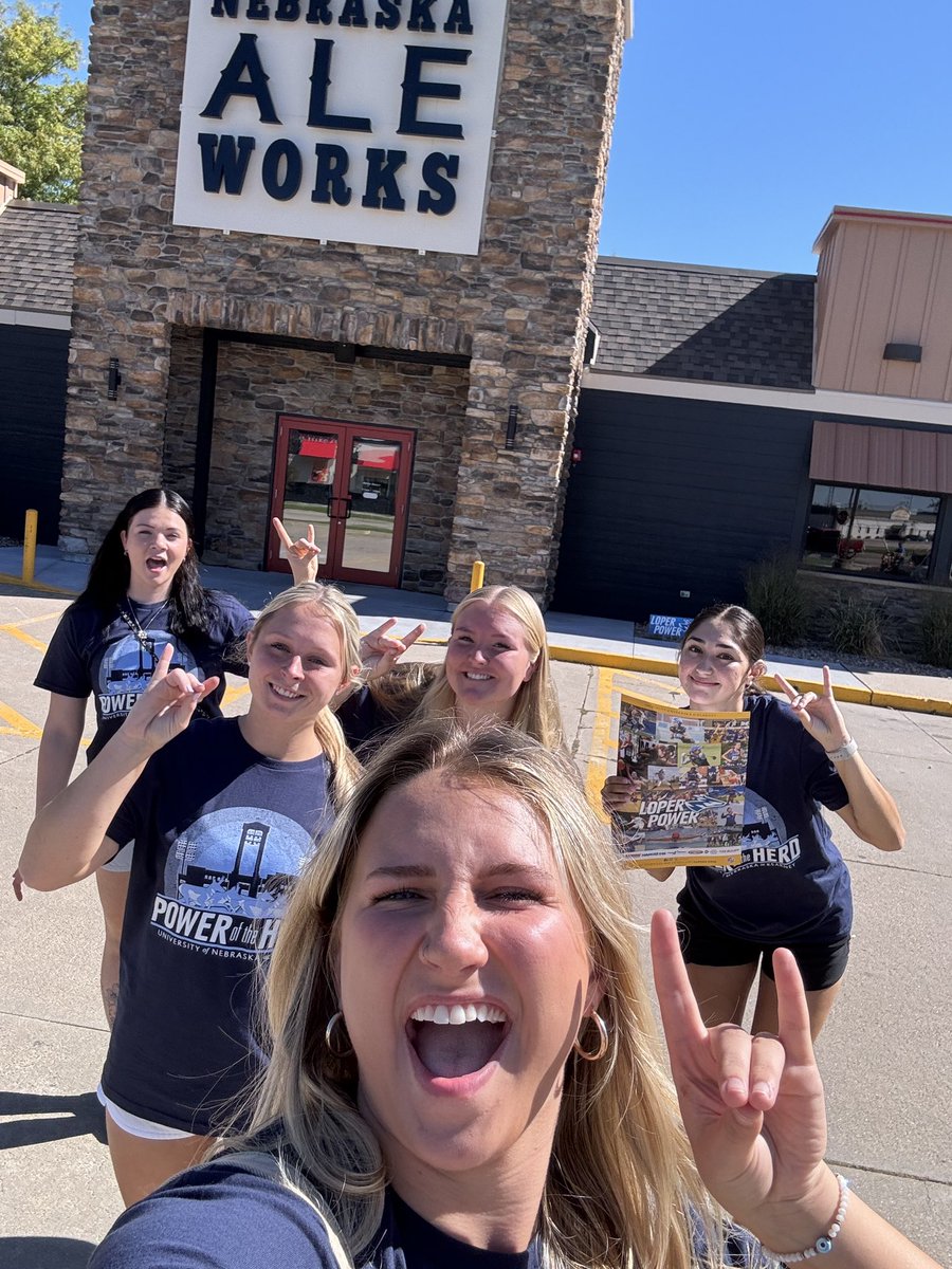 Need a place to eat??! Come check out these Loper Supporters!!!!

@whiskeycreek @nebraskaleworks <a href="/redlobster/">Red Lobster</a> 

Lopes Up!!

<a href="/UNKearney/">University of Nebraska at Kearney</a> <a href="/UNK_Athletics/">UNK Athletics</a>
