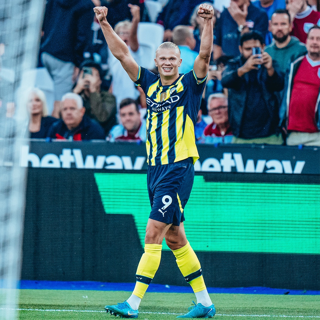 ManCityCatala's tweet image. 7⃣ gols en 3⃣ partits en aquest inici de Premier.

"Avon" té el límit?

⚒️ 1-3 🩵 #ManCity