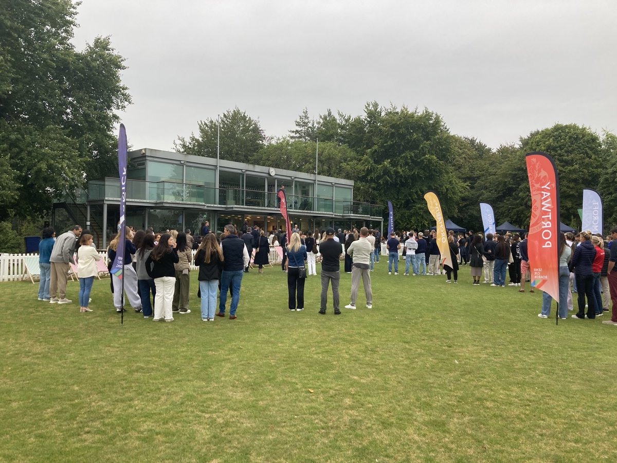 A lovely afternoon meeting some of our new international families. 👍👍👍🦅🦅🦅🦅🤩🤩🎉🎉🎉🎉🎉🎉🎉