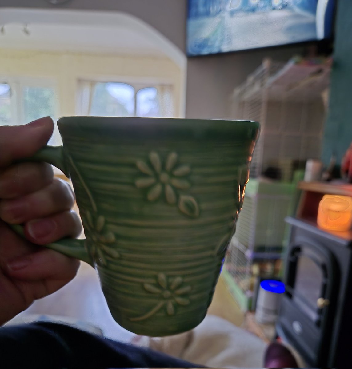 LizzybArchivist's tweet photo. @melindahaunton Evening all. At friends in the Midlands so just a cup of tea whilst watching a movie with the odd-child. Been a busy but lovely week at conference.

#ConfinedCocktails https://t.co/tvqYl6IaK6