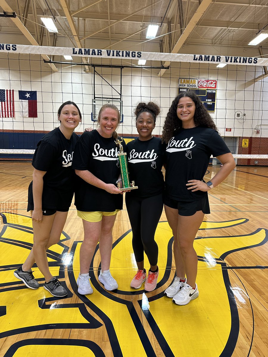 sgp_volleyball's tweet photo. Congratulations to Varsity for winning the Arlington Showcase and going 4-0 this weekend!! 

Special shoutout to Jeidan Russell on receiving All Tournament Honors. As well as, Ryleigh Goss on receiving All Tournament MVP!! 
#ohtoodles https://t.co/VwlIB9WXhh