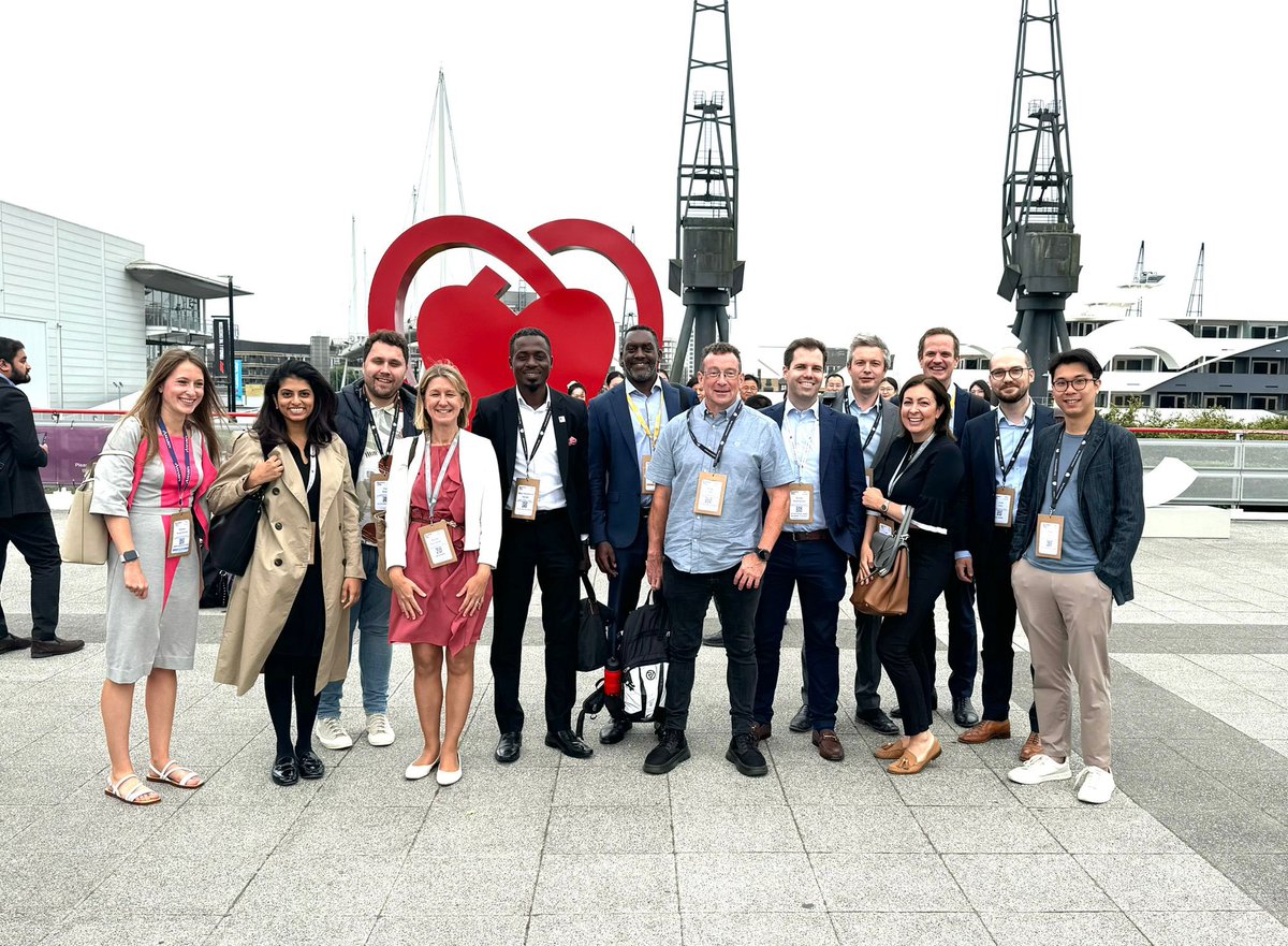 Dr Jason Dungu PhD FRCP FESC (@drjasondungu) on Twitter photo Have to repost this! Essex/Brompton/GSTT crew, with an old school St George’s link to my good friend <a href="/rach_bastiaenen/">Rachel Bastiaenen</a> #ESC2024 Have to repost this! Essex/Brompton/GSTT crew, with an old school St George’s link to my good friend <a href="/rach_bastiaenen/">Rachel Bastiaenen</a> #ESC2024
