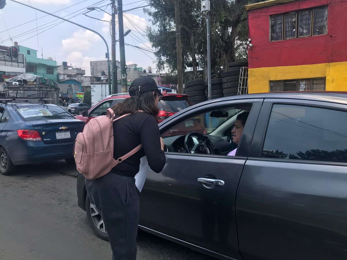 CNECALMECAC's tweet photo. 📣#AlMomento 

Moradores de la Casa Nacional del Estudiante “Calmécac” llevan a cabo su colecta económica mensual, con el fin de aportar para algunos gastos de nuestro albergue estudiantil, además de darle difusión. 😁🔥 https://t.co/XiE1m7z5VA