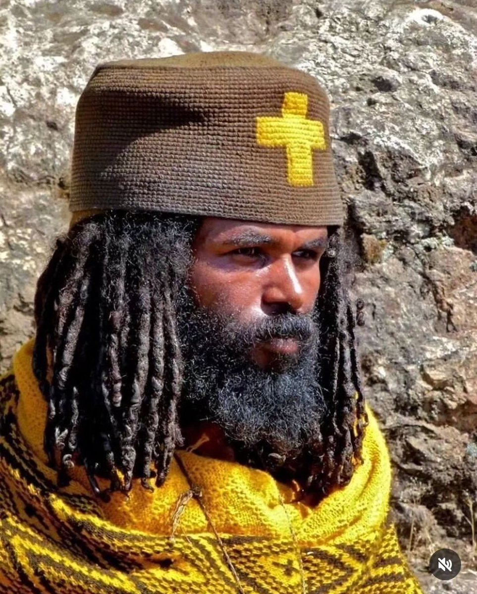 Heart Of SABBATH ❤💛💚 Keep a pure heart &amp; a clean mind

15) Blessed is the people that know the joyful sound: They shall walk, O LORD, in the light of thy countenance. 
16) In thy name shall they rejoice all the day: And in thy righteousness shall they be exalted

Psalm 89:15