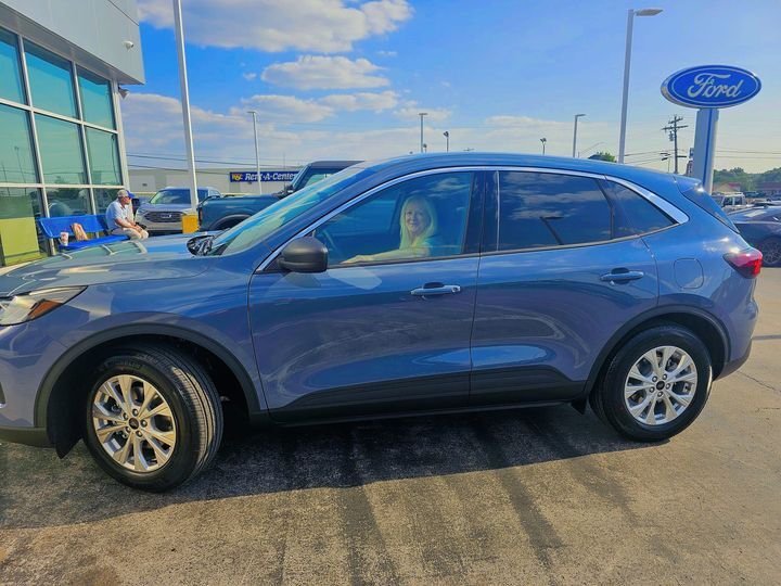 ✨️Congratulations to Ms Lois Vickers on the
purchase of her New 2024 Ford Escape!!✨️
Thank you for allowing East Tennessee Ford and myself to continue to be your favorite go to for all your vehicle needs. This makes her 3rd purchase with us!
#etnford #justask4aly...
