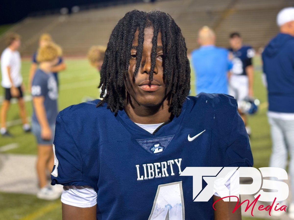 TXPSMedia's tweet photo. 2025 Liberty Christian WR Jaylon Hawkins shined against Fort Bend Christian.

The San Diego St commit didn't have to do too much last night but when he did he made his presence known, especially when he mossed a DB for a 30-yard TD.

@jaylon3hawkins | @LCS__Football https://t.co/DLFizHa2Jl